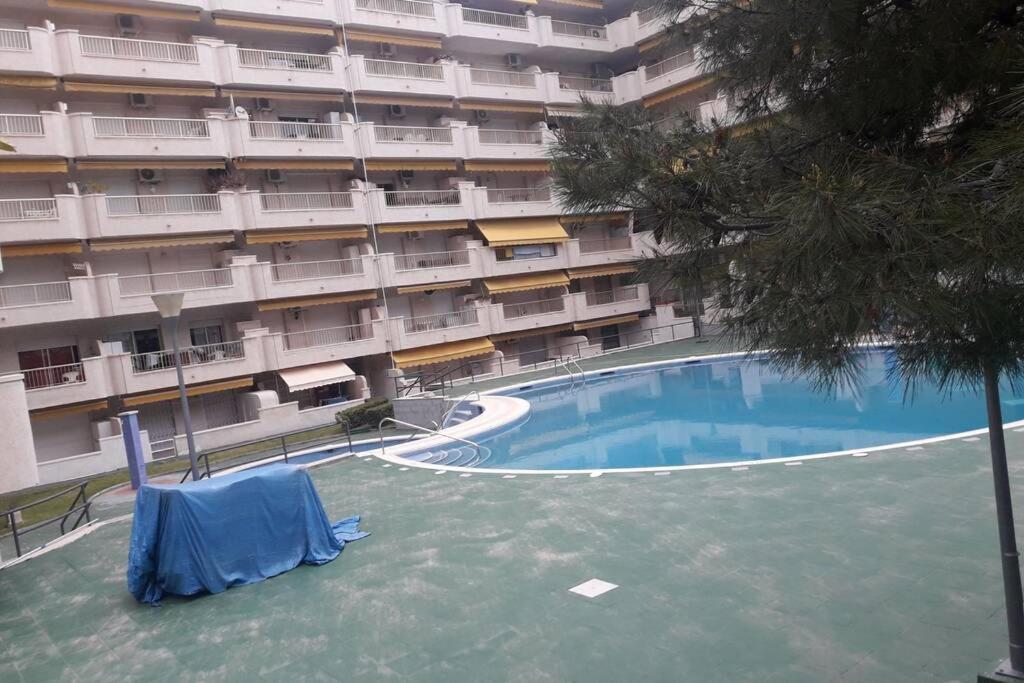 Cozy Apartment With Parking Salou Exterior photo